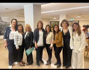 447a39b5 6bf4 4040 ac46 b11c8730aad8 447a39b5 6bf4 4040 ac46 b11c8730aad8